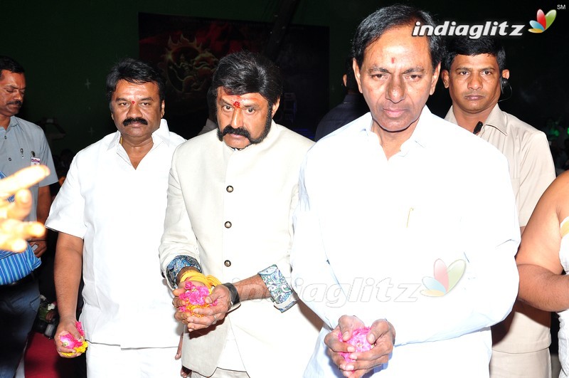 Balakrishna's 'Gautamiputra Satakarni' Movie Launch (Set-2)