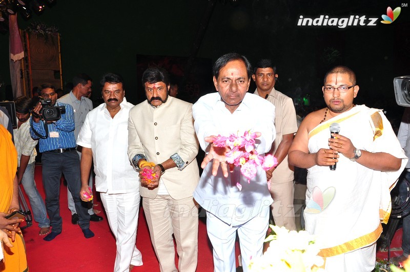 Balakrishna's 'Gautamiputra Satakarni' Movie Launch (Set-2)