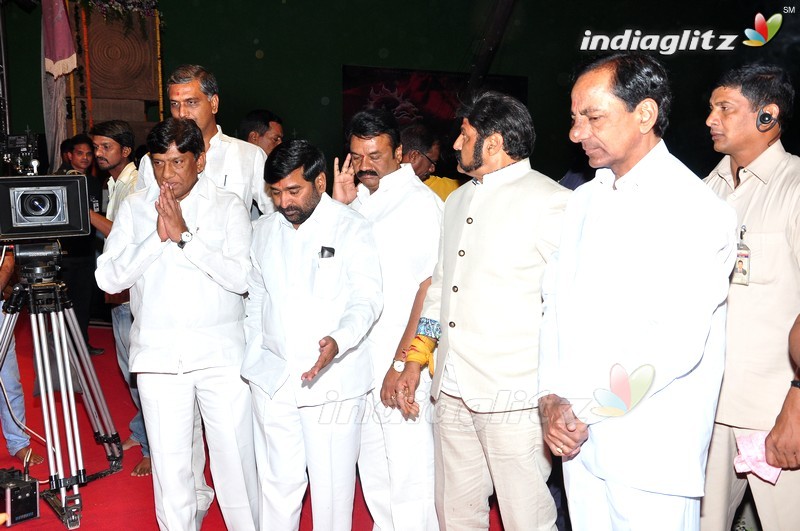 Balakrishna's 'Gautamiputra Satakarni' Movie Launch (Set-2)