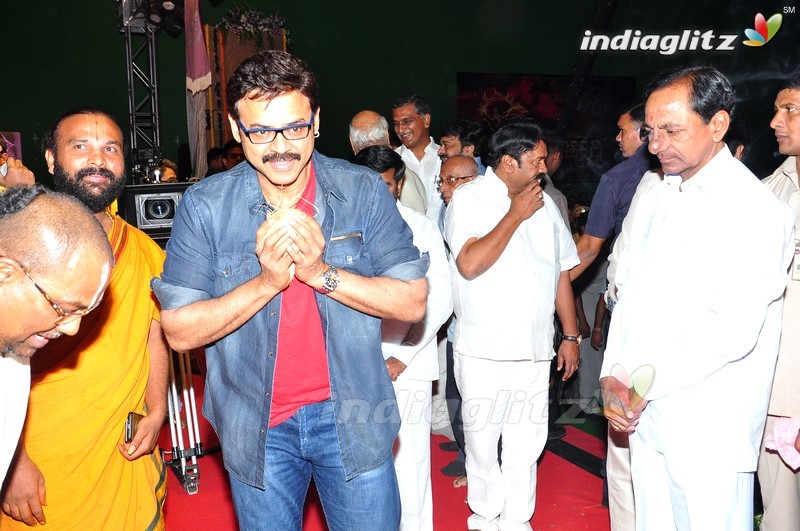 Balakrishna's 'Gautamiputra Satakarni' Movie Launch (Set-2)