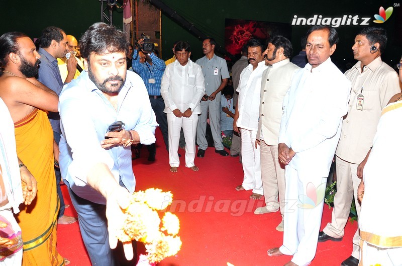 Balakrishna's 'Gautamiputra Satakarni' Movie Launch (Set-2)