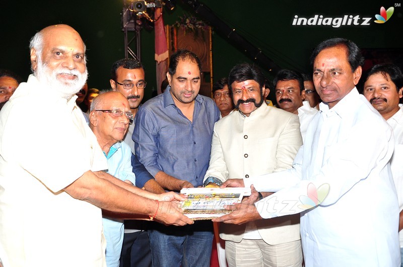 Balakrishna's 'Gautamiputra Satakarni' Movie Launch (Set-2)