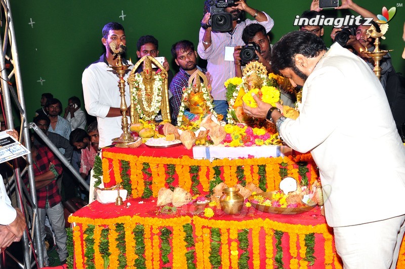 Balakrishna's 'Gautamiputra Satakarni' Movie Launch (Set-2)