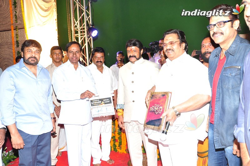 Balakrishna's 'Gautamiputra Satakarni' Movie Launch (Set-2)