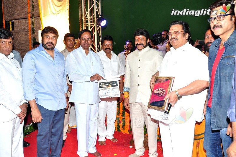 Balakrishna's 'Gautamiputra Satakarni' Movie Launch (Set-2)