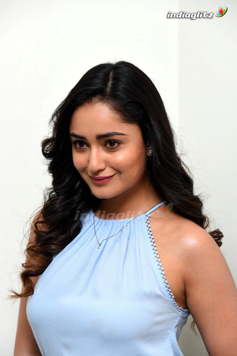 '7' Press Meet