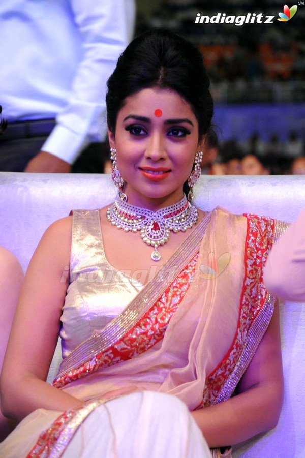 Shriya Speical Gallery