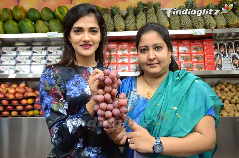 Simran Chaudari Launches Pure O Natural @ Kondapur