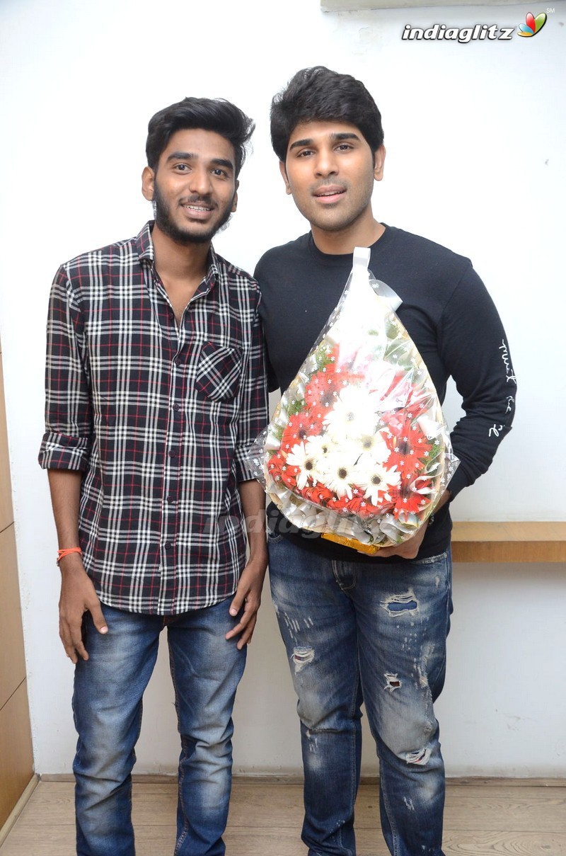 Allu Sirish Celebrates His Birthday Amidst Fans