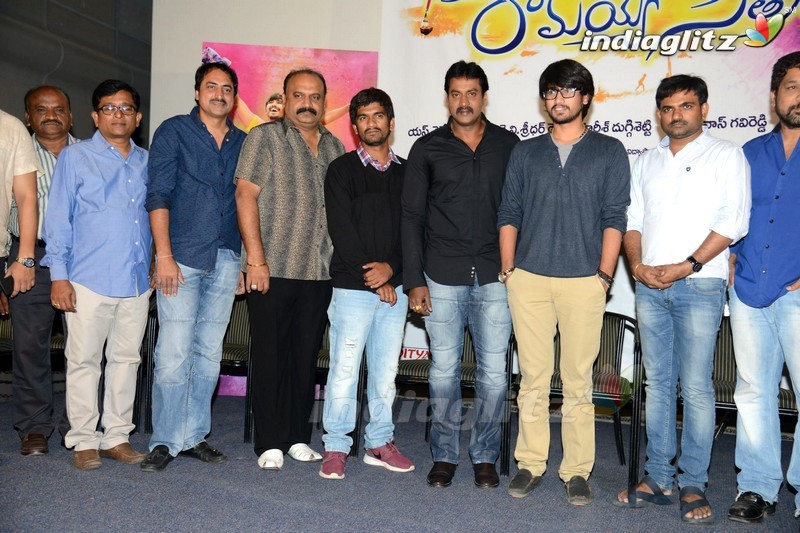 'Seethamma Andalu Ramayya Sitralu' First Look Launch