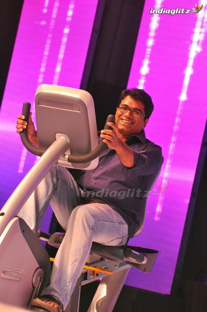 'Size Zero' Audio Launch (Set-1)