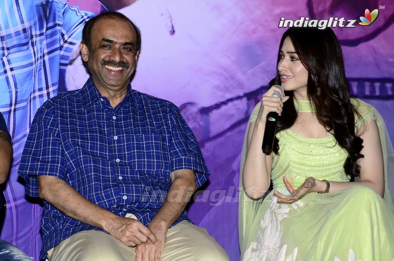 'Sketch' Press Meet