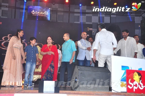 'Srimanthudu' Audio Launch Set-1