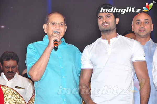 'Srimanthudu' Audio Launch Set-1