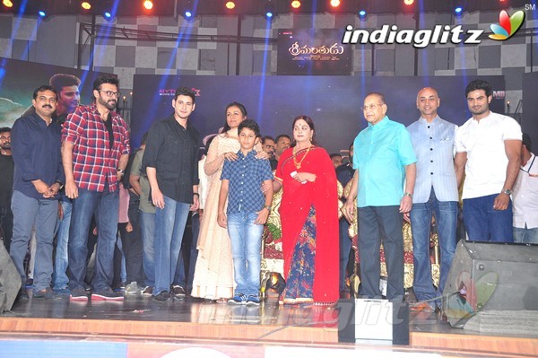 'Srimanthudu' Audio Launch Set-1