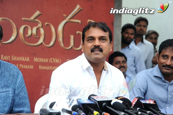 'Srimanthudu' Press Meet