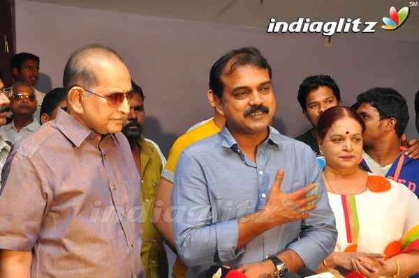 Krishna Watches 'Srimanthudu' With Family