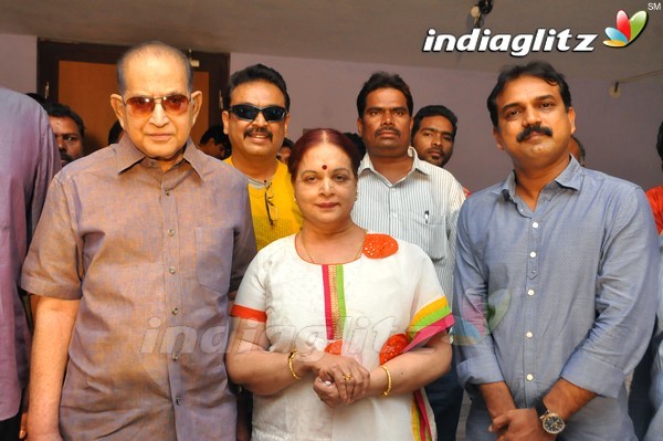 Krishna Watches 'Srimanthudu' With Family