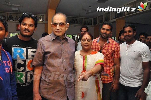 Krishna Watches 'Srimanthudu' With Family