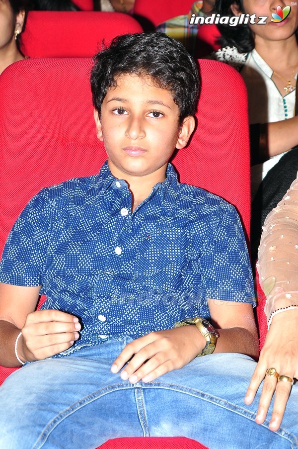 'Srimanthudu' Audio Launch Set-2