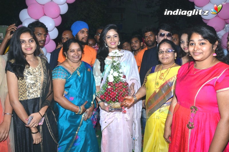 Sreemukhi Launches Maanvis Beauty Studio & Spa