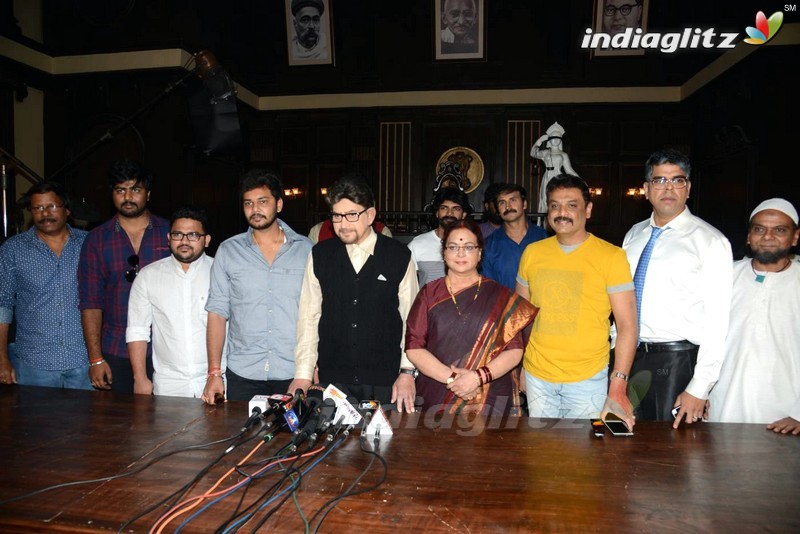 'Sri Sri' Press Meet