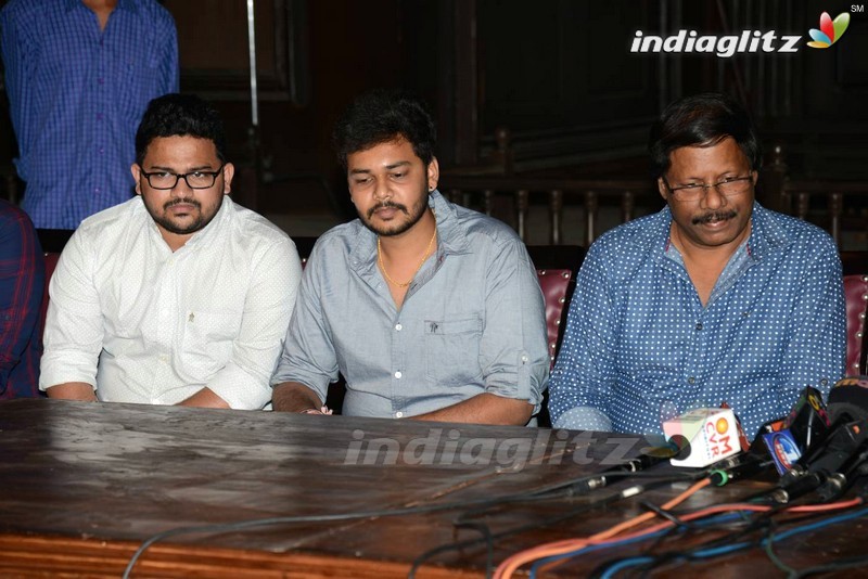 'Sri Sri' Press Meet