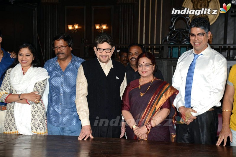 'Sri Sri' Press Meet