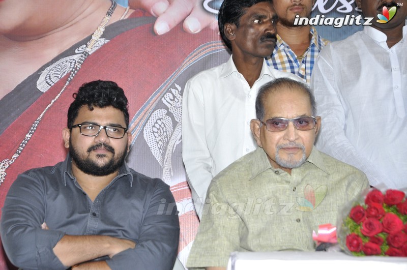 'Sri Sri' Success Meet