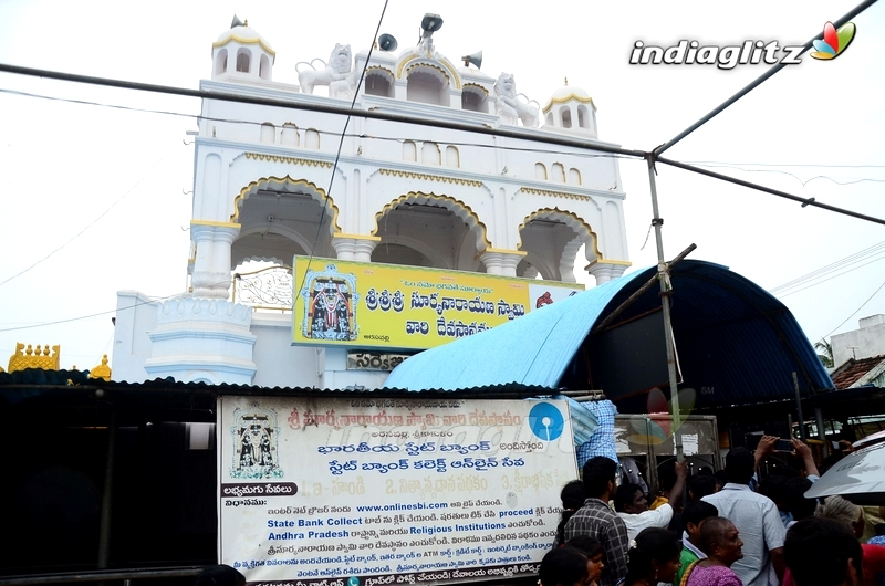 'Nannu Dochukunduvate' Team at Arasavilli Surya Narayana Swamy Temple