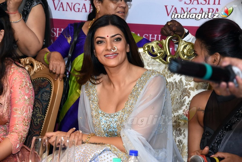 Sushmita Sen Launches Designer Sashi Vangapalli Boutique at Banjara Hills