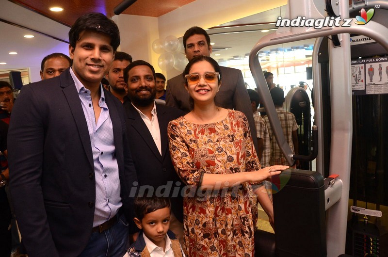 Swathi Launches Platinum Fitness Club at Attapur