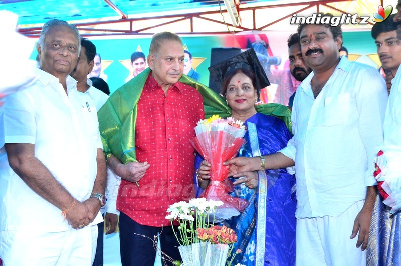 Talasani & MAA Felicitate VijayaNirmala On Receiving Doctorate