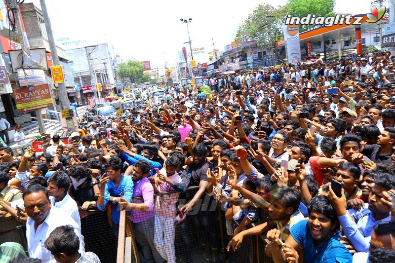 Tamannaah launches happi Mobiles Store @ Kurnool