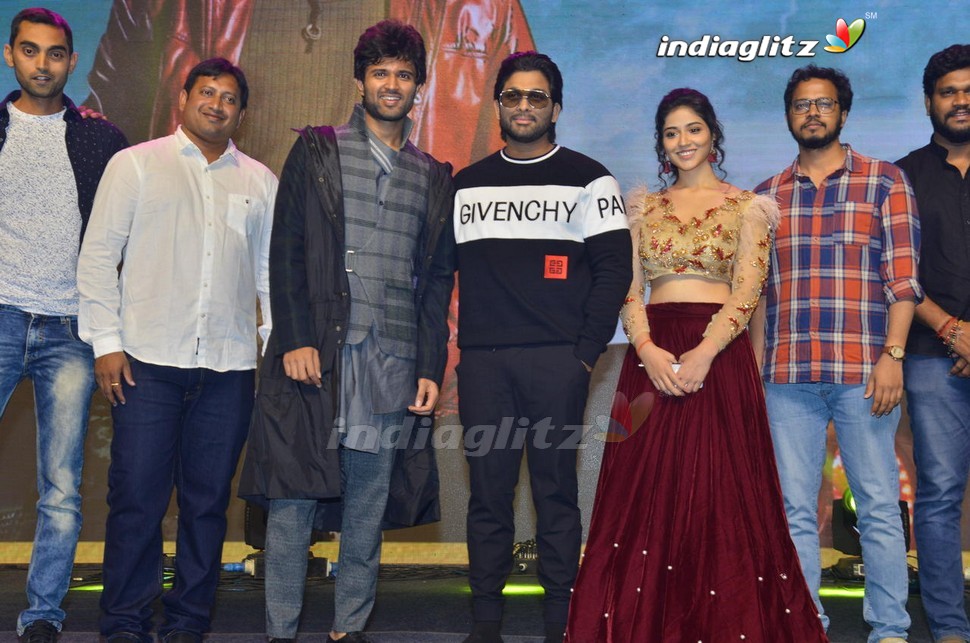 Taxiwaala Pre Release Function