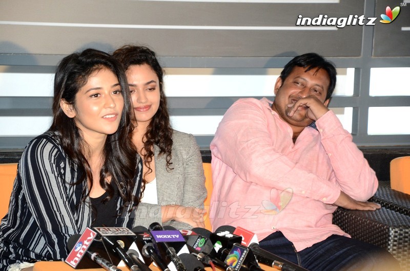 'Taxiwaala' Press Meet