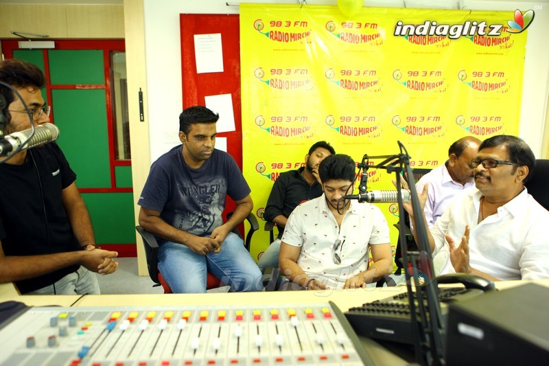 'Titanic' Team @ Radio Mirchi