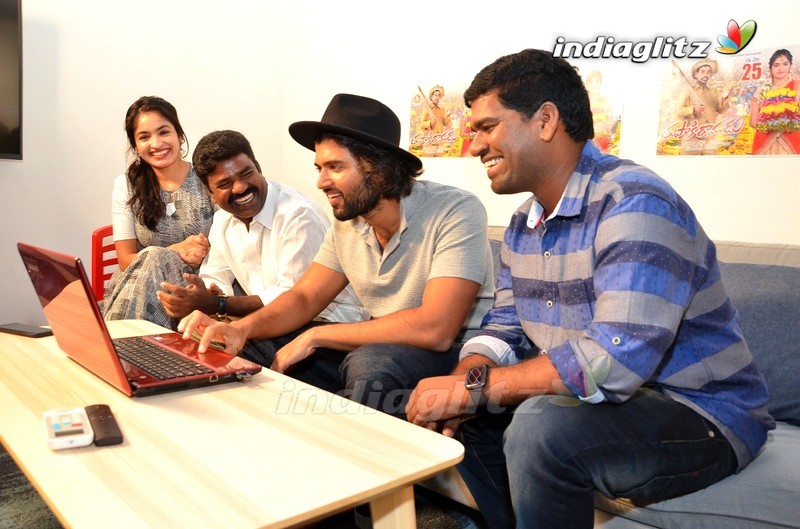 'Tupaki Ramudu'  Teaser Launched By Vijay Devarakonda