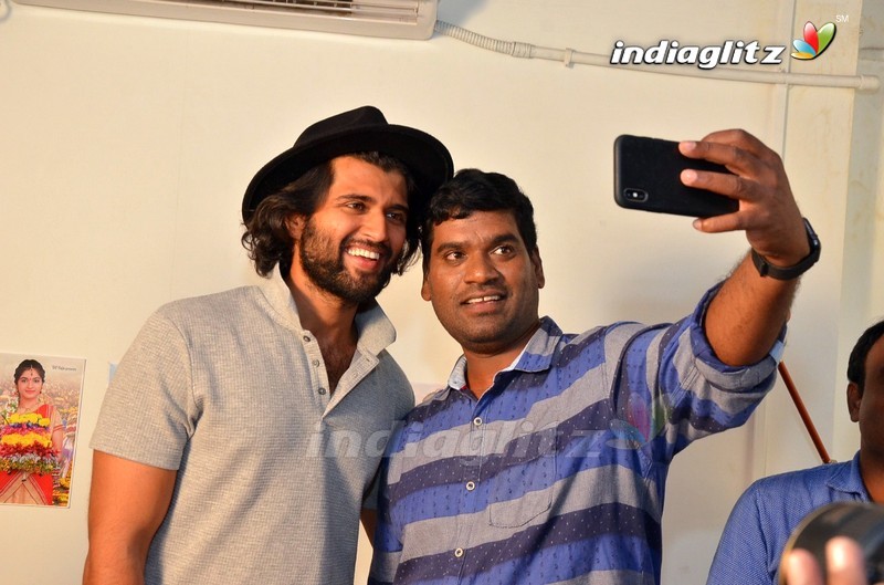 'Tupaki Ramudu'  Teaser Launched By Vijay Devarakonda