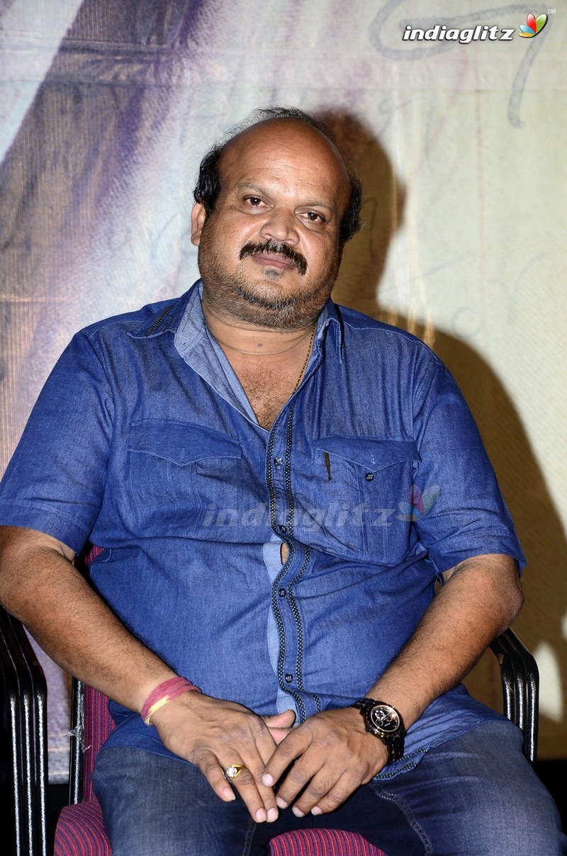 'Veedevadu' Press Meet