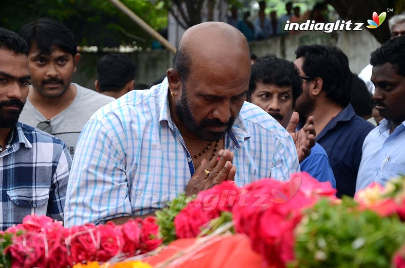 Tollywood Celebs Pay Tribute to Venu Madhav