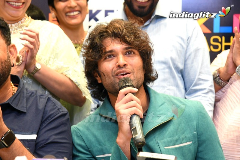 Vijay Devarakonda Launches KLM Shopping Mall