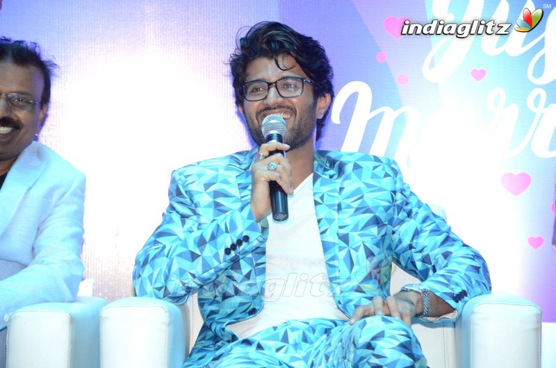 Vijay Devarakonda As Sangeetha Mobiles Brand Ambassador