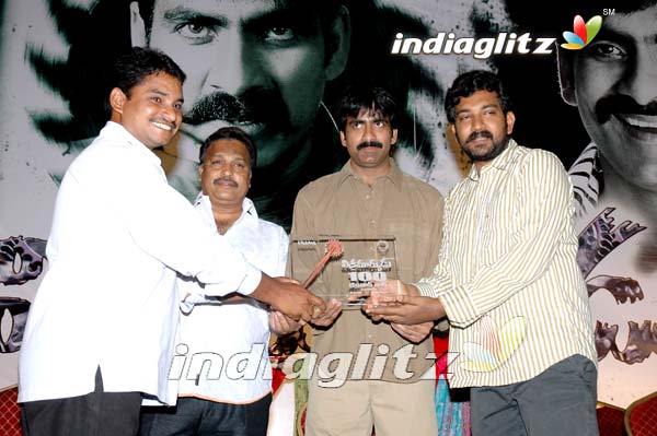 'Vikramarkudu' Celebrates 100 Days