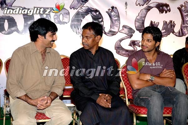 'Vikramarkudu' Celebrates 100 Days