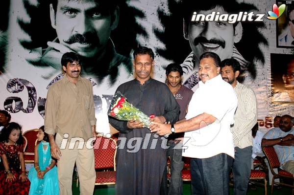 'Vikramarkudu' Celebrates 100 Days