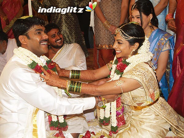 Vikram Krishna Weds Shriya Reddy