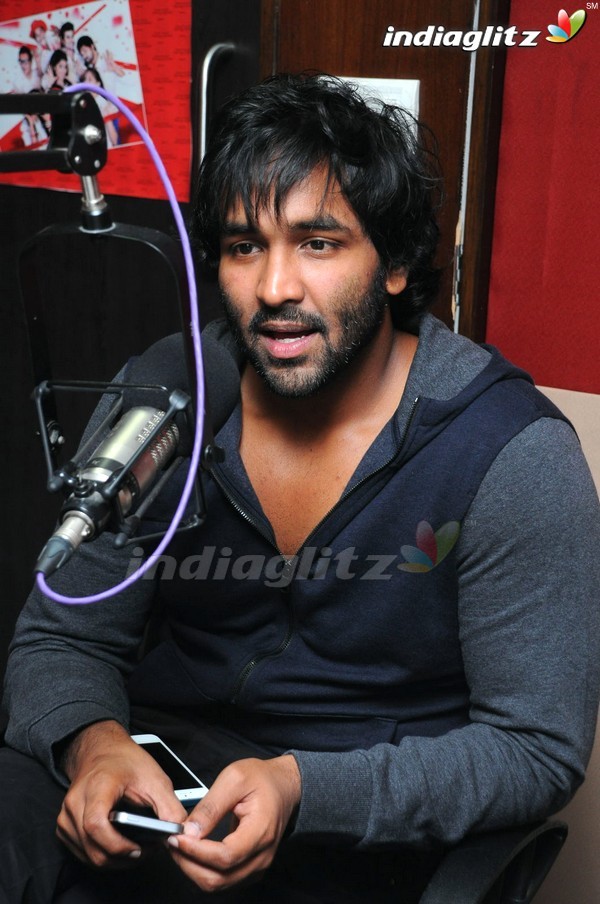 Manchu Vishnu @ Red FM