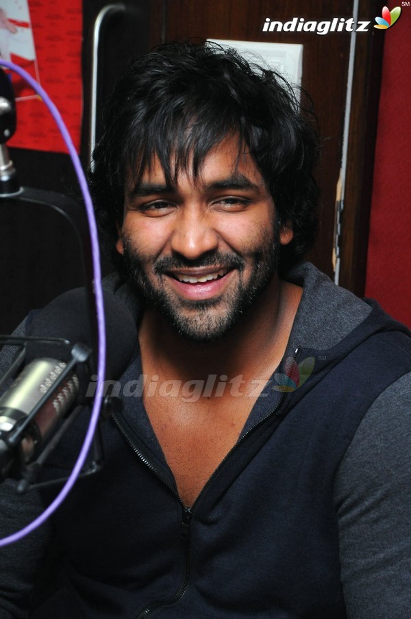 Manchu Vishnu @ Red FM