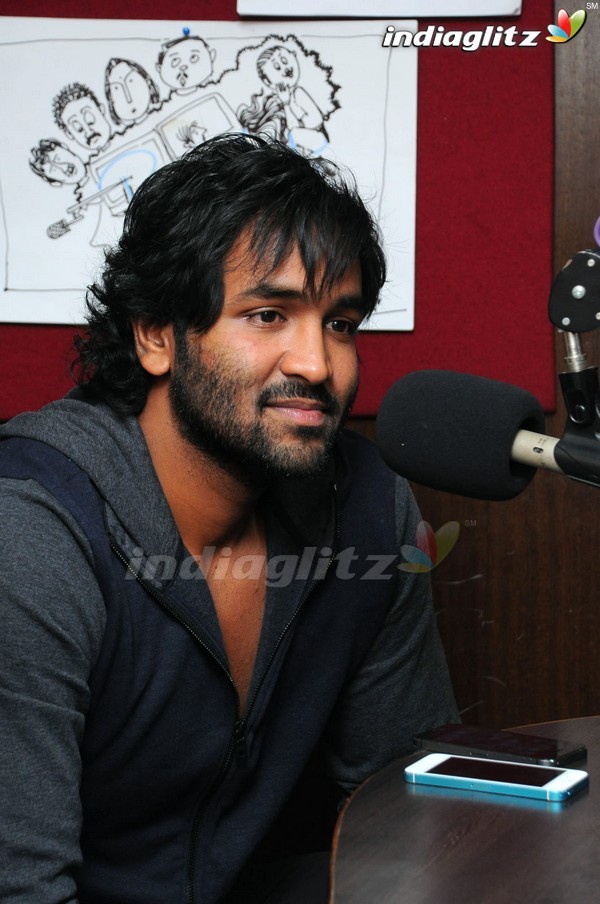 Manchu Vishnu @ Red FM